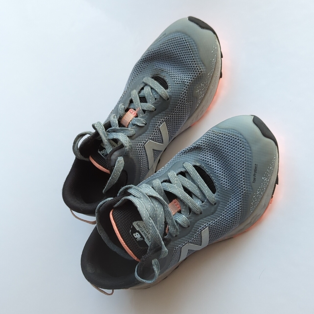 New Balance "Big Kid's" size 2.5 Fresh Foam Arishi V1 Lace-Up Trail Running Shoe